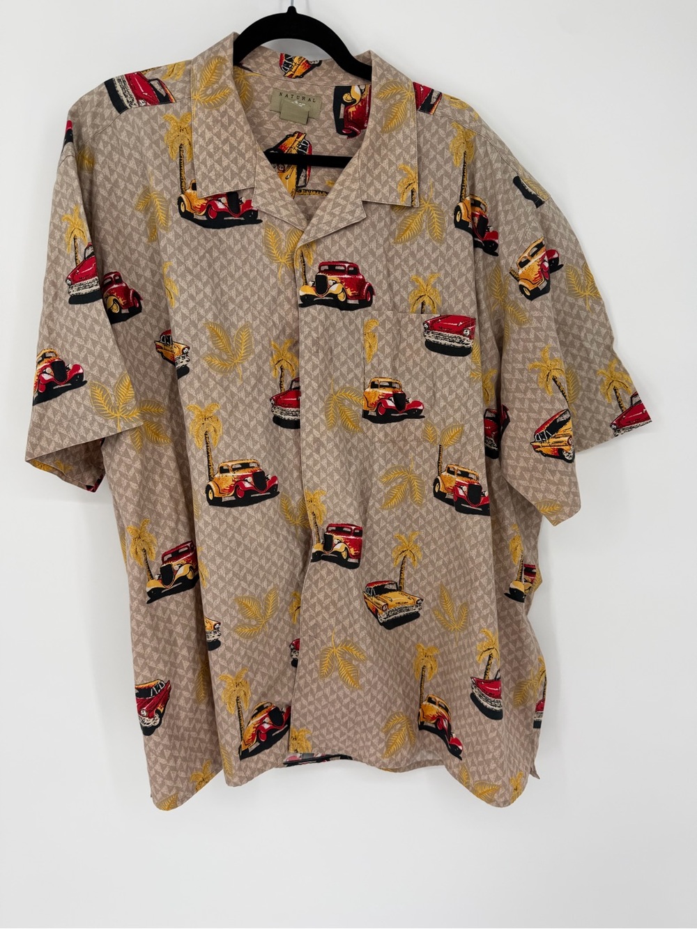 Cotton Vintage-Inspired Beige Hawaiian Shirt with hot rod Cars & Palm Print